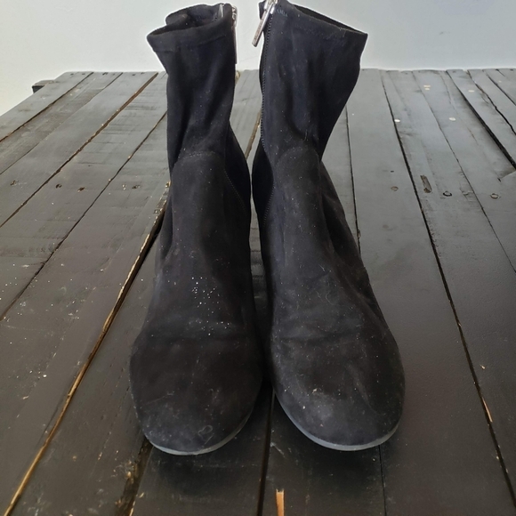 Unisa Black Unkianna Mid Calf Faux Suede Bootie Women's 8 Stretch Block Heel - Picture 7 of 8